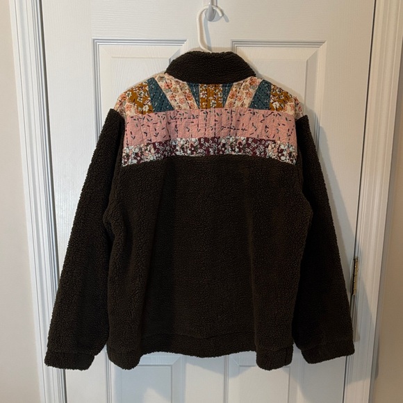 Lucky Brand Women's Fleece Jacket with Multicolor Pattern - Picture 5 of 6